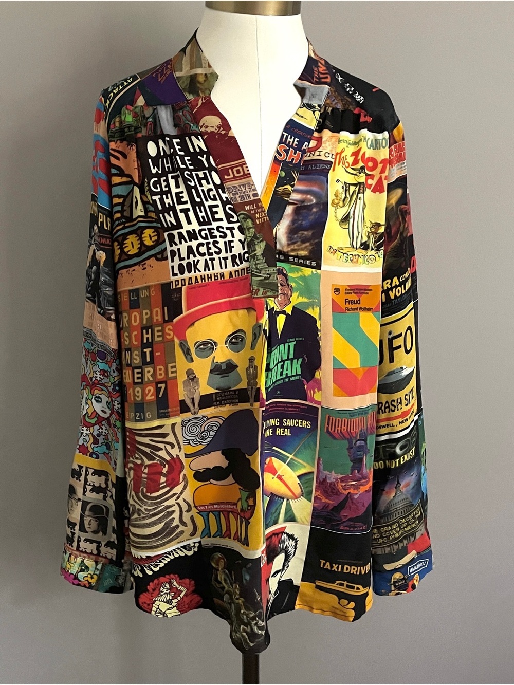 Unbreak.IT Colourful Pop Art Postcard Print Silk Tunic Blouse - Small - Picture 2 of 16